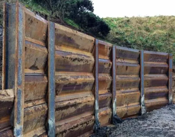 Les parois et les rideaux de palplanches métalliques