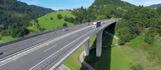 Pont autoroutier