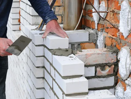 Maçonnerie en agglomérés de béton