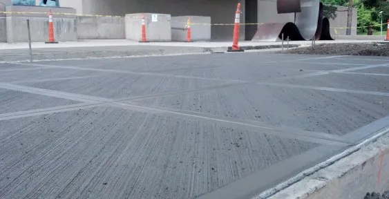 Voirie en béton strié
