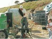 Construction d'un mur de soutènement