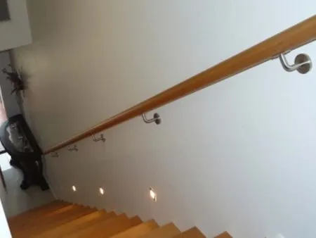 Installation d'une main courante