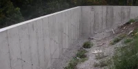 Les murs encastrés sur semelle